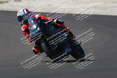 media/Sep-21-2025-TrackDaz (Sun) [[277c75b276]]/C Group/1140pm (Turn 3)/